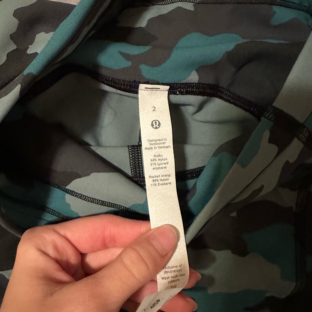 lululemon athletica Camouflage Leggings - Black and Teal